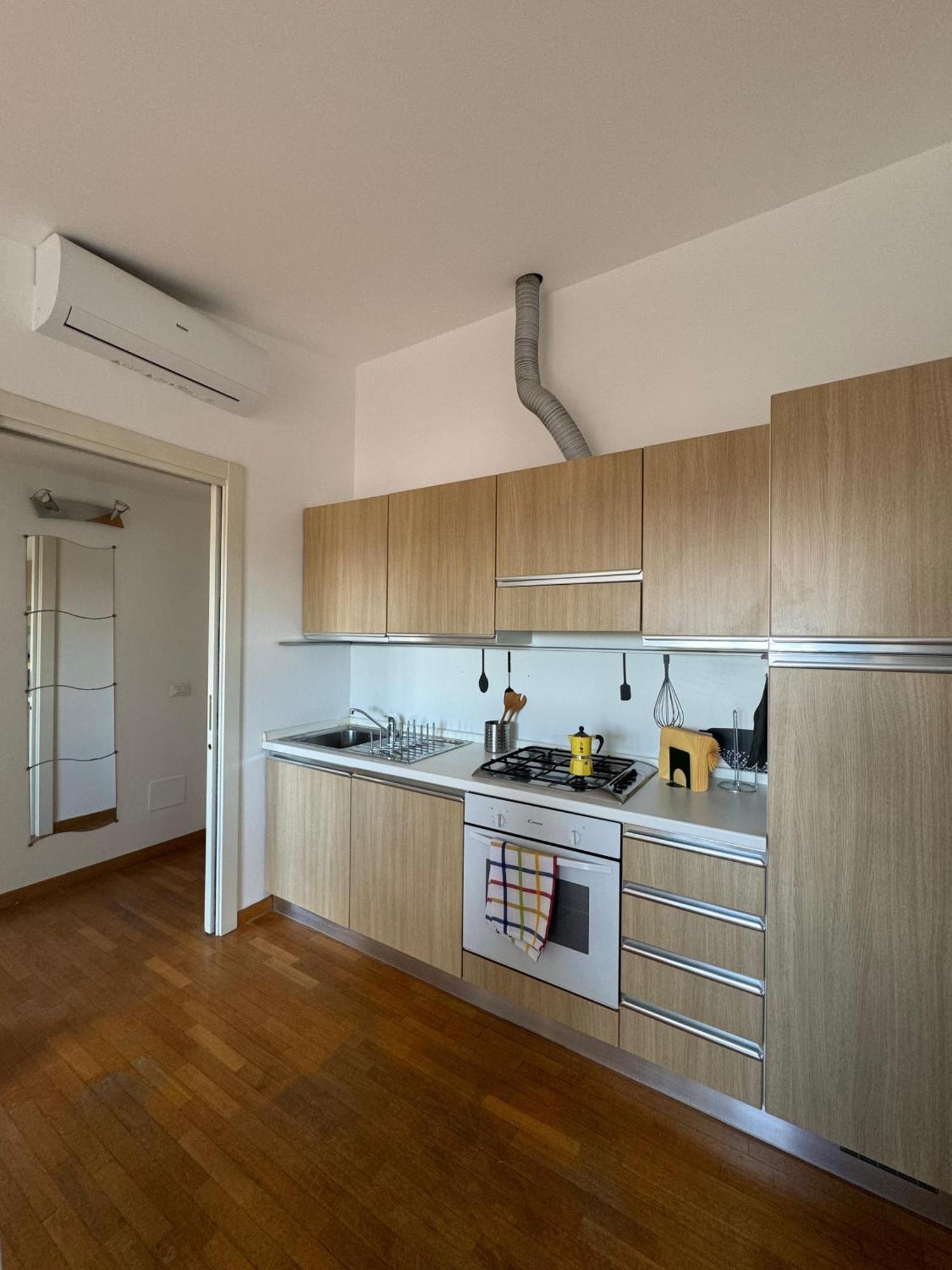 Appartamento Isola- Attico Con Balcone ミラノ エクステリア 写真