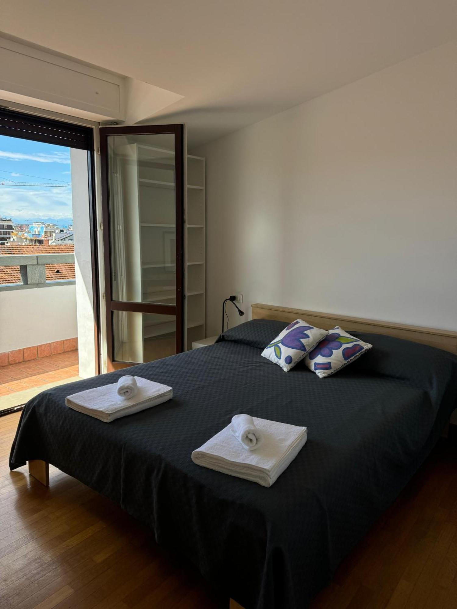 Appartamento Isola- Attico Con Balcone ミラノ エクステリア 写真